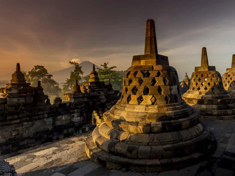 Borobudur Sunrise Guided Tour With Transfer and Breakfast - Source