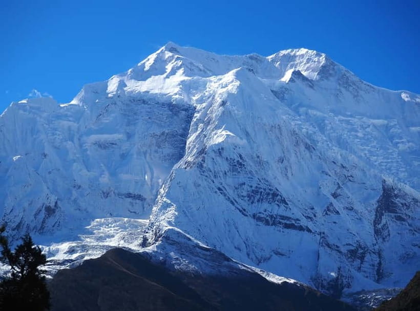 Kathmandu: Annapurna Circuit 15-Day Guided Trek all inclusiv - Exploring the Annapurna Circuit: A Detailed Look