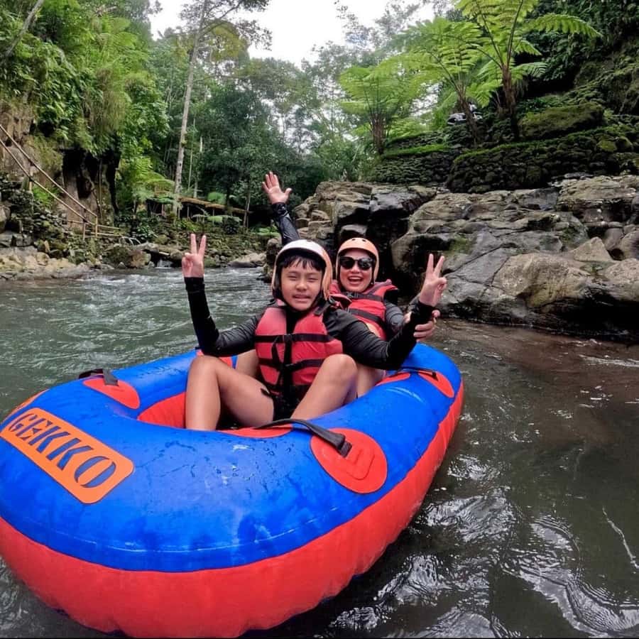 Private: ubud adventure and infinity pool - Guides and Service: Knowledgeable and Supportive