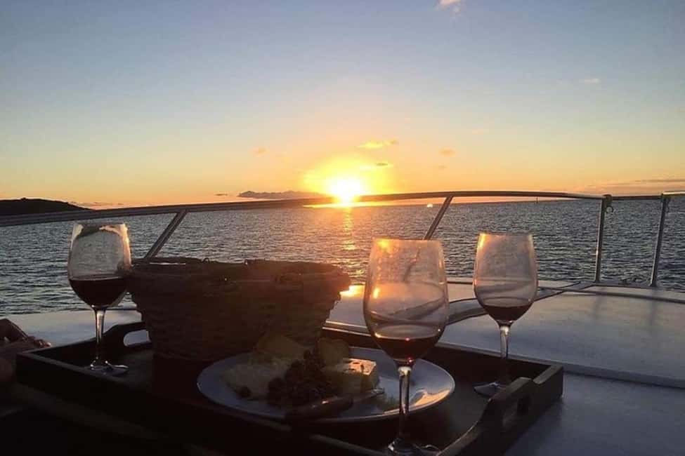 St Maarten: Private Sunset Yacht Cruise with Wine and Cheese - St Maarten: Private Sunset Yacht Cruise with Wine and Cheese