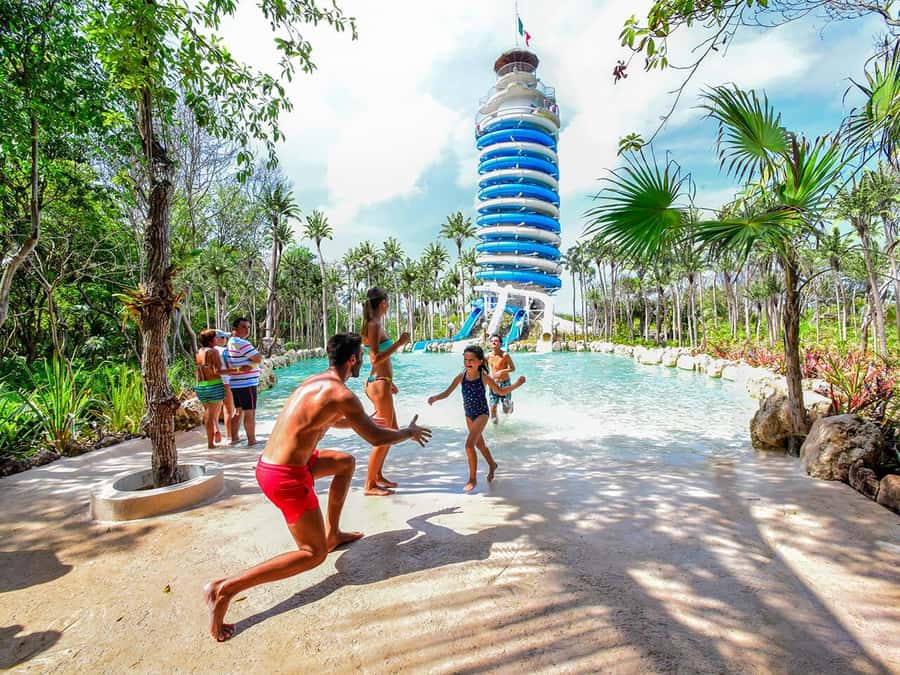 Xel-Ha Park Admission with Food and Open Bar Included - Who Will Love This Tour?