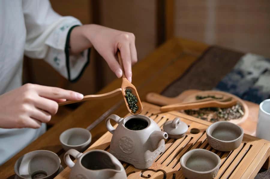Shanghai: Zhujiajiao Water Town with Tea Ceremony Experience - The Itinerary: What You’ll Actually Do