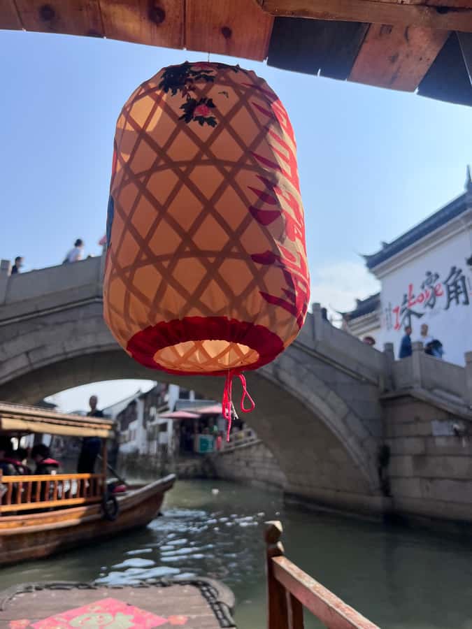 Shanghai: Zhujiajiao Water Town with Tea Ceremony Experience - What Travelers Say