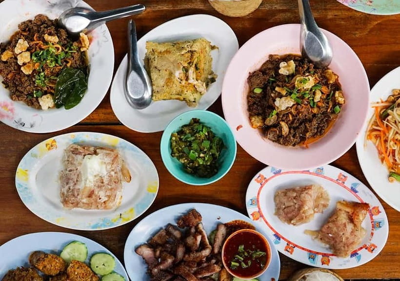 Chiang Mai Food Tour: Local Eats & Drinks Guided Tour - Who Should Consider This Tour?