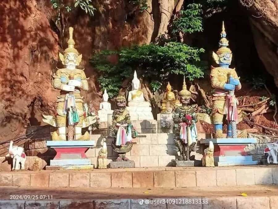 Krabi: Tiger Cave Temple and Khao Khanabnam Private Tour - Discovering Krabi’s Cultural and Natural Highlights