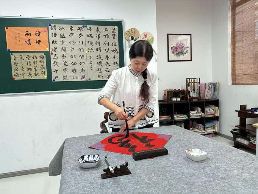 Chengdu: Chinese Calligraphy & Chinese Painting Class - Who Should Consider This Class?  