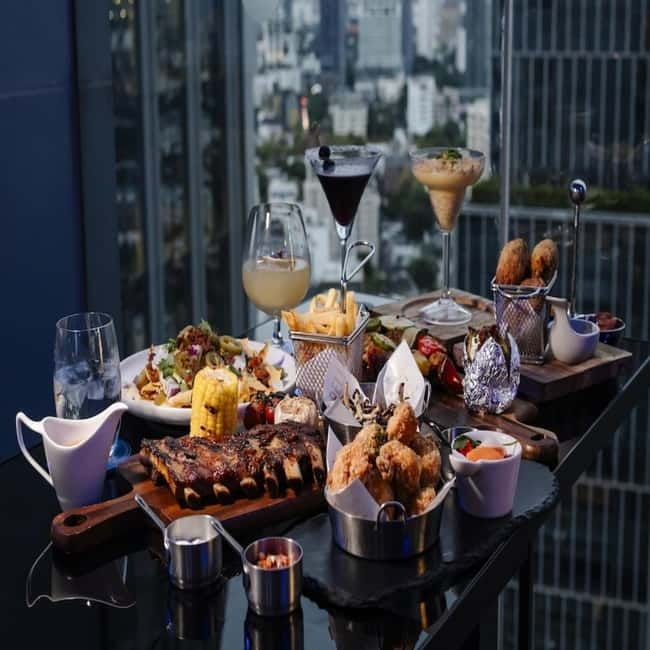 Bangkok: The Vue Bar Rooftop at Mercure Bangkok Sukhumvit 24 - Good To Know