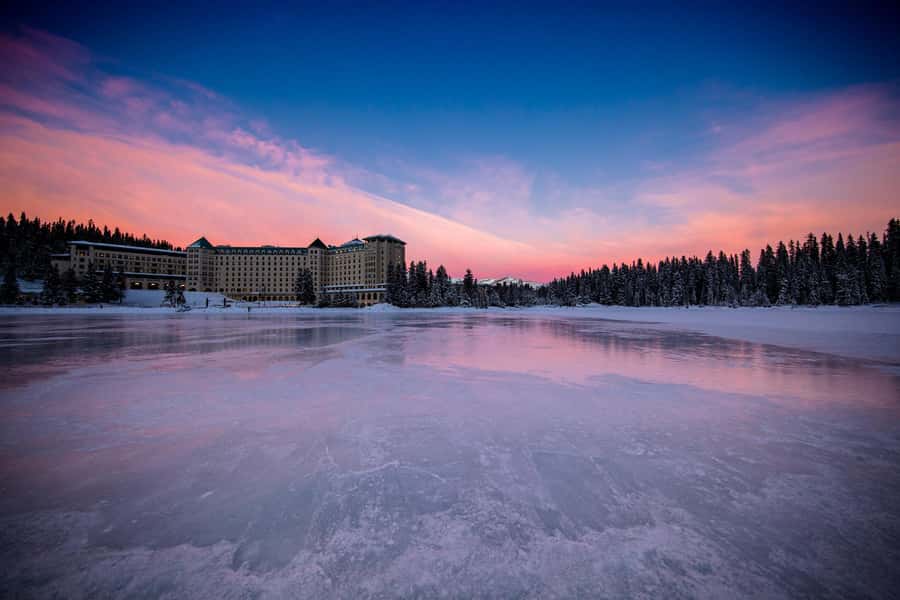 Banff: Louise & Moraine Lake or Johnston Canyon 1/2 Day Tour - Who Will Love This Tour?
