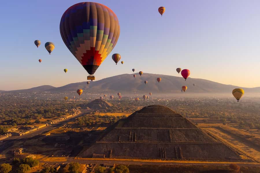 Teotihuacán: Private Balloon Ride with Transport Option - Key Points