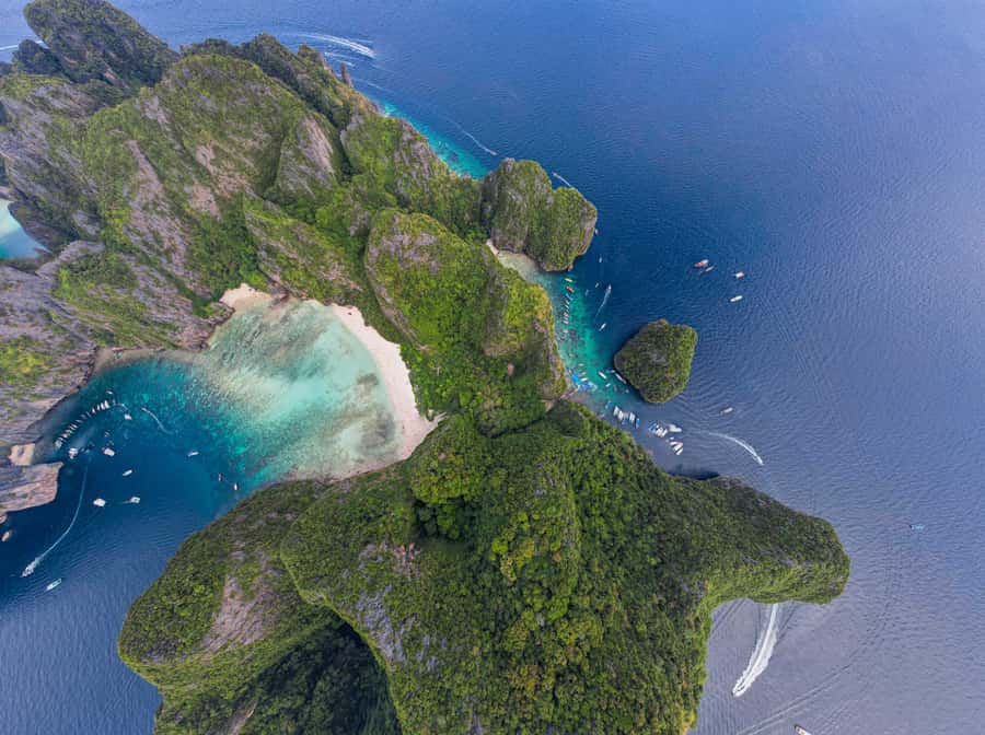 Phuket: Phi Phi, Bamboo & Maithon by Premium Speed Catamaran - Why This Tour Offers Great Value