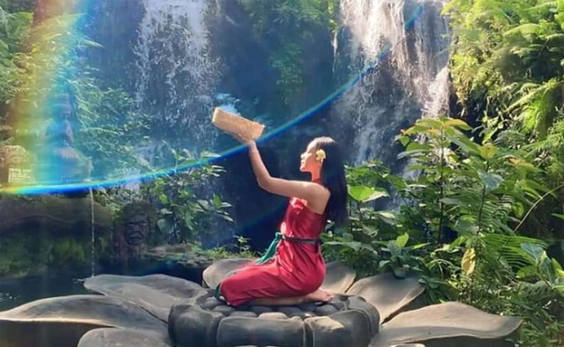 Bali : Taman Beji Griya Waterfall Purification and Ubud Tour - Key Points