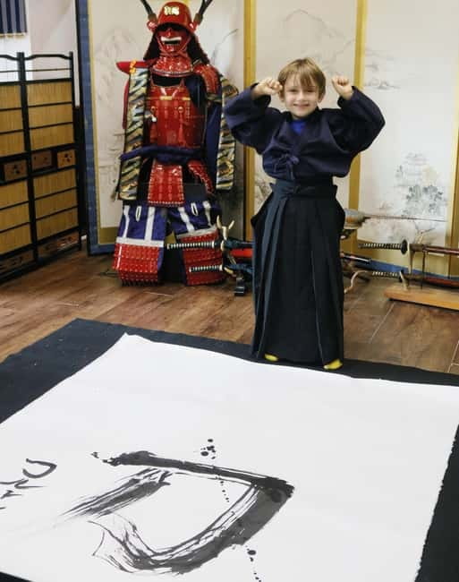 Learning Shodo with a kimono and Trying Samurai Calligraphy - Discovering the Experience: What’s on Offer?