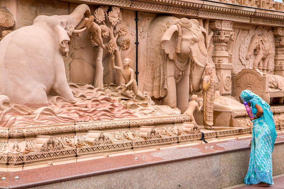 All Inclusive Akshardham Temple Tour with Light & Water Show - A Detailed Look at the Akshardham Temple Experience