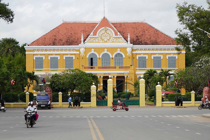 City Art and Heritage Walk Tour - Practical Considerations