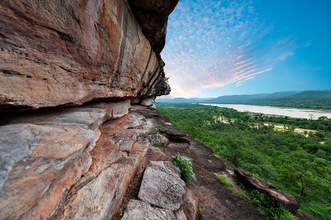 Rent a car with driver visit famous places in Ubon Ratchathani - Key Points