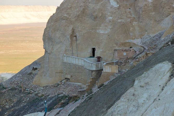 Alien landscapes of Mangistau with one of a kind Salty Hollow of Karyn Zharyk - Discovering the Surreal Landscapes of Mangistau