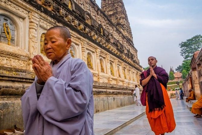 2 Days Bodhgaya Tour from Varanasi - Day 1: Exploring the Heart of Buddhism