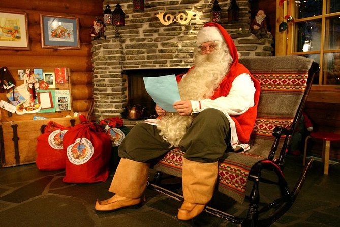Rovaniemi Guided Tour and Santa Claus Village - A Deep Dive into the Rovaniemi Experience