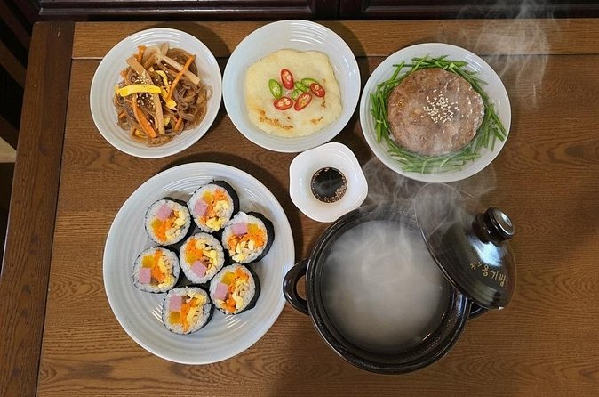 Gyeongju: Market Tour and Korean Cooking Class - Who Should Consider This Tour?