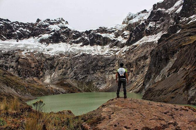 El Altar Volcano |Trekking | Yellow Lagoon | full day - Key Points