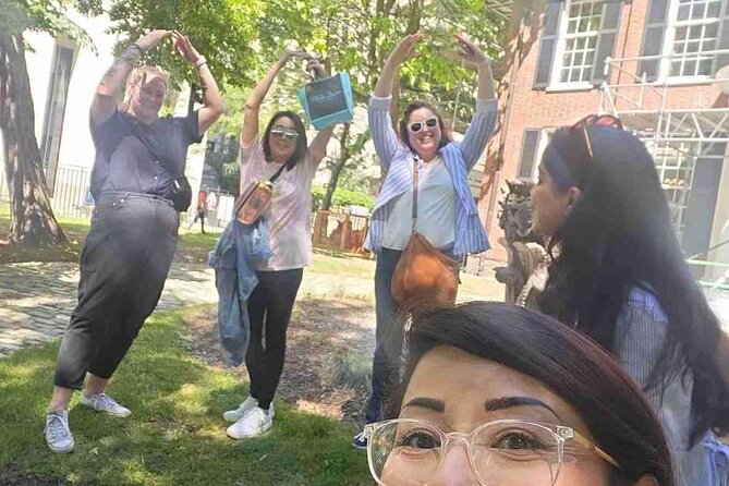 Self-Guided Scavenger Hunt: Lansing, At The Heart Of Michigan - Practical Tips for Making the Most of Your Lansing Adventure Hunt