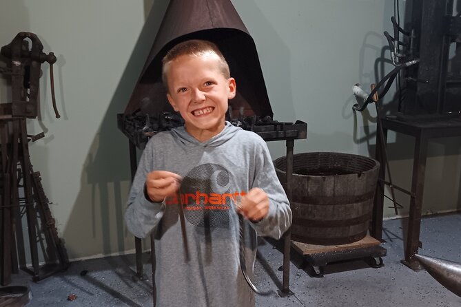 Learn to Forge, experiential learning, hands-on forge experience - What’s Included and How It Works