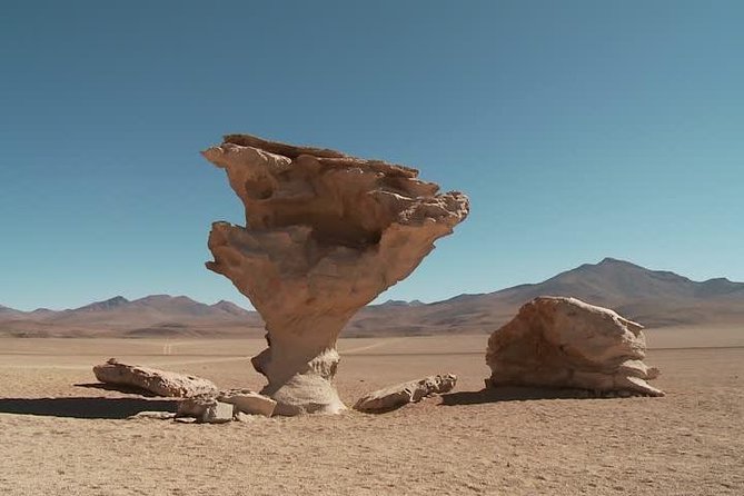 Uyuni Salt Flats (3 Days) English Speaking Guide - Exploring the Uyuni Salt Flats in Depth