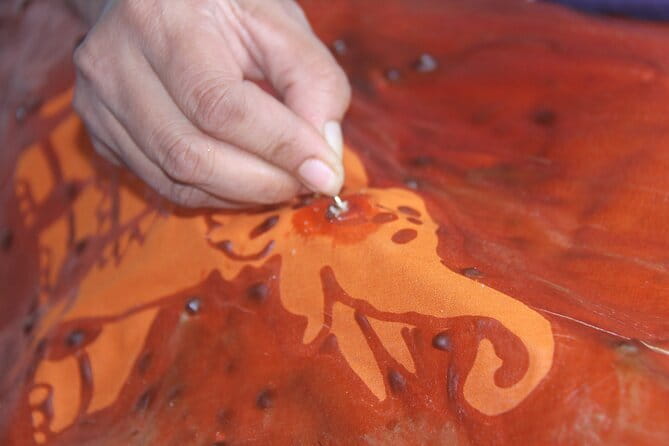 Interactive Batik Workshop and Lessons in Sri Lanka - Good To Know