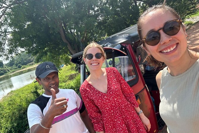 Ambuluwawa Tower and Kandy City Tuk Tuk Tour with Epic views - What Travelers Who Took the Tour Say