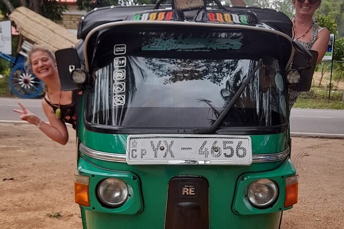 Kandy City Sightseeing Tour by Tuk Tuk - FAQ