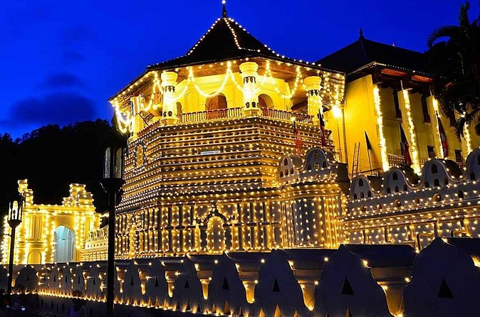 Private Kandy Hotel To Colombo City Hotel Transfer - FAQs