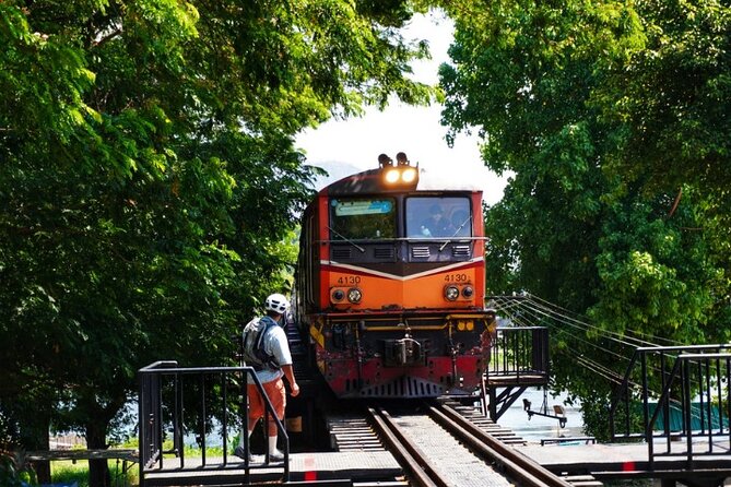 Half Day Kanchanaburi Bike Tour with History and Local Life - A Closer Look at the Itinerary