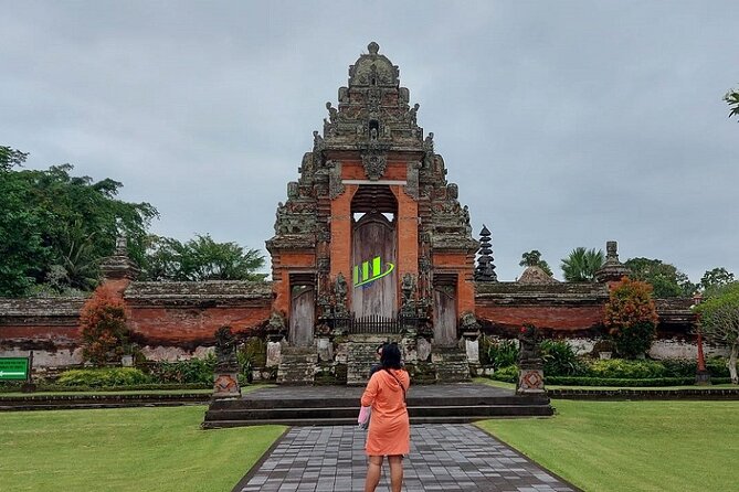 Half-Day Private Tour to Tanah Lot and Bali Royal Temple - FAQ