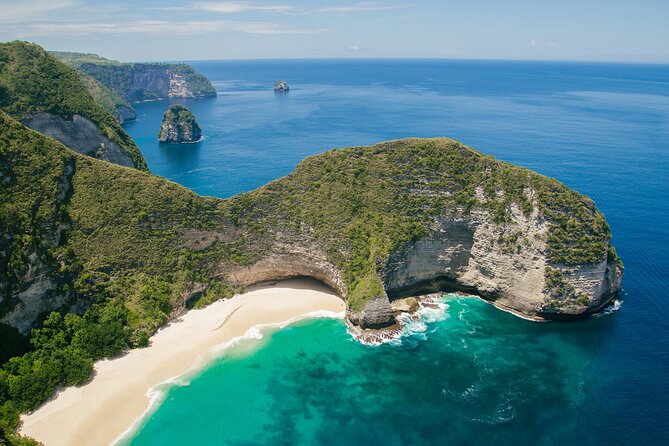 One Day Private Tour East & West Nusa Penida by Penidago - FAQ
