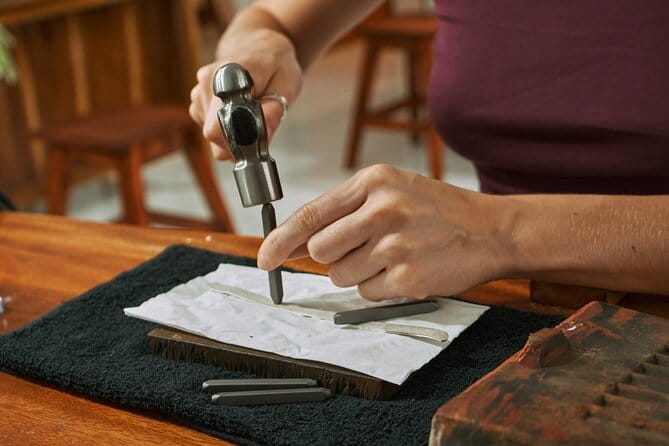 Private Beginner 1 on 1 Surfing Lesson at Kuta Beach without transfer - Final Thoughts: Is This Tour for You?