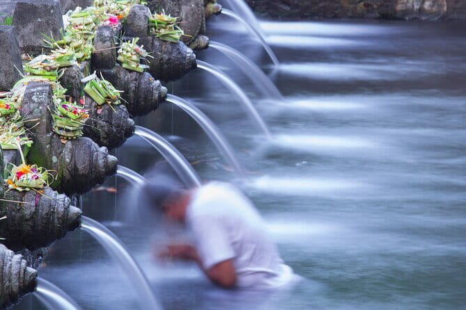 Bali: Barong Dance and Kintamani Land with Mount Batur View Lunch - Who Should Consider This Tour?