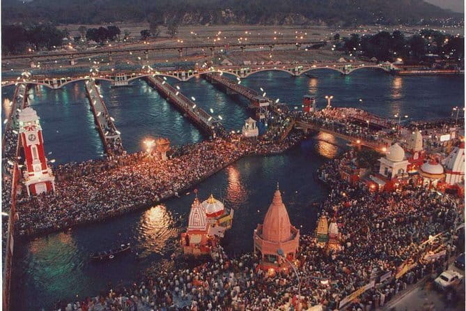 Affordable transfer from Haridwar to Delhi - What to Expect During the Journey