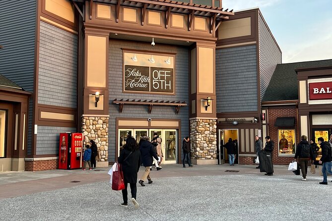 Black SUV - 7hs Staying Woodbury Outlets - Up to 6pax - Free Tax - Meeting Points and Timing