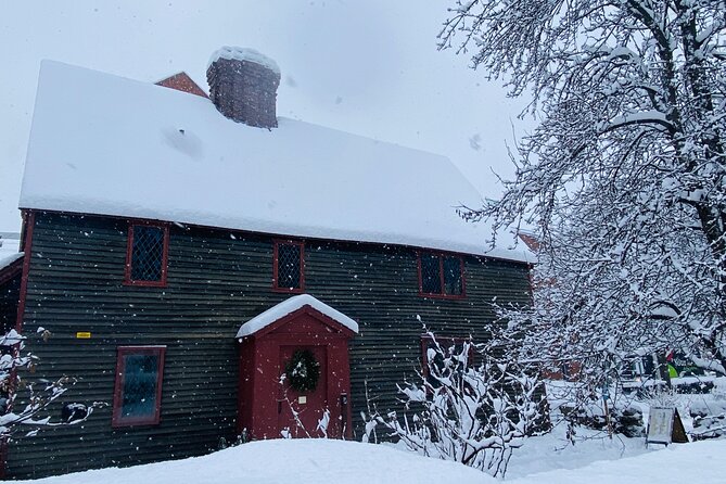 Ghosts of Christmas Past a Haunted Holiday Stroll in Salem - Enjoying the Festive Atmosphere