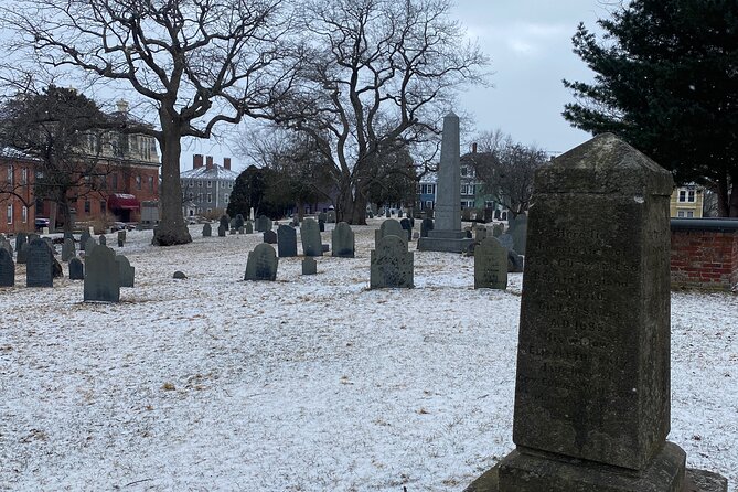 Ghosts of Christmas Past a Haunted Holiday Stroll in Salem - Why You Should Consider This Experience