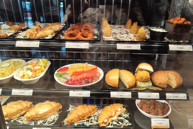 Evening Street Food Walk By Guide with Iconic Sights Of Hyderabad - Key Points