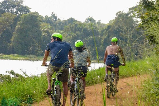 Dambulla and Sigiriya Private Cycling Tour in Pasikuda, Kalkuda - FAQ