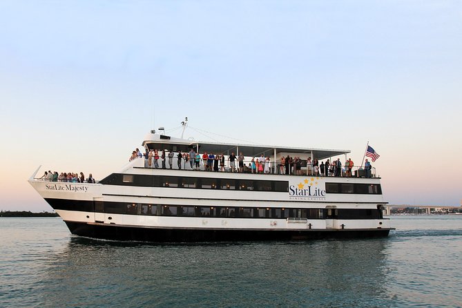 Clearwater Daytime Yacht Music Cruise with Optional Dining - Key Points