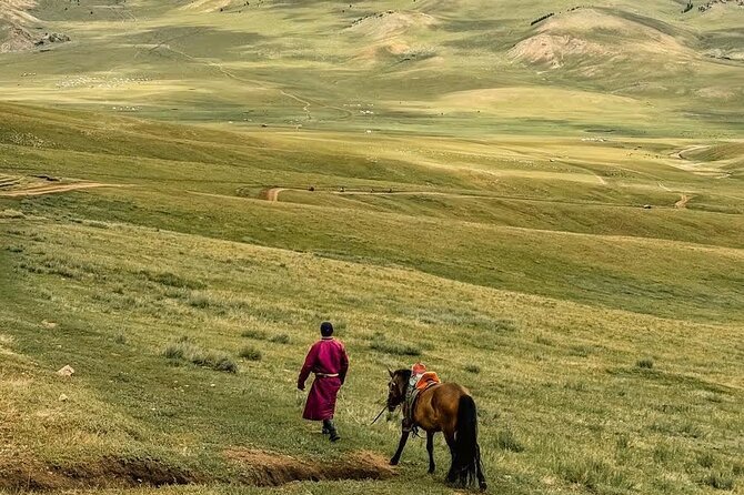 Horse Trekking Tour in Central Mongolia  Nomadic Adventure - Authentic Nomadic Encounters