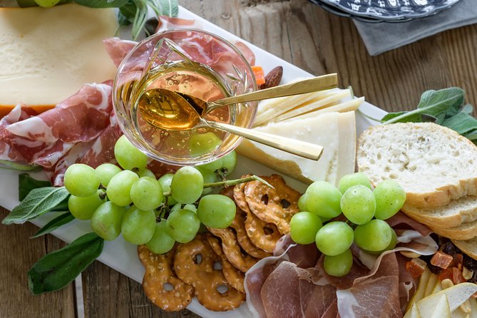 Guided Healdsburg Wine Country Bike and Wine Tasting Tour with lunch - Authentic Experiences and Highlights