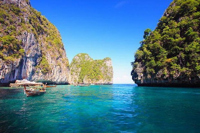 Sunrise Premium Tour to Phi Phi Island by Speed Boat - An In-Depth Look at the Tour Experience