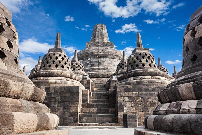 Borobudur Temple Climb To The Top & Prambanan Temple - 1 day tour - Key Points