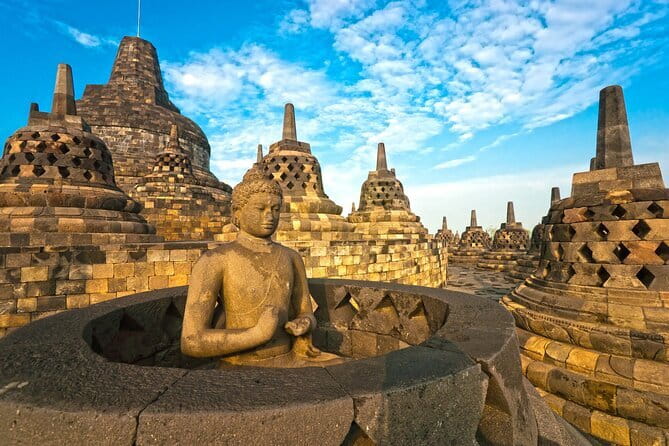 Borobudur and Prambanan Temple Private Tour from Yogyakarta - Good To Know