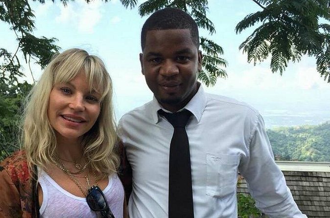 Kingston Airport pick-up - References