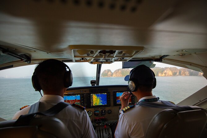 Halong Bay Seaplane- A bird's eye view experience from Sky ( 25') - Introduction to the Aerial View of Ha Long Bay